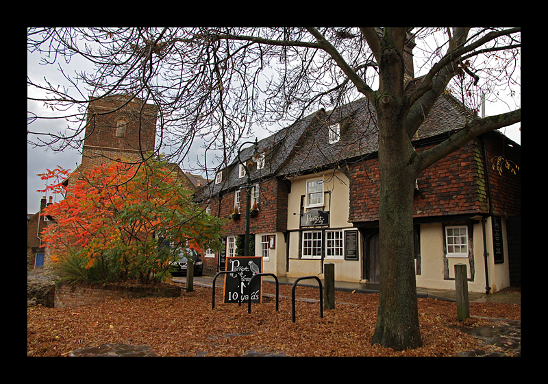 Pub (Canterbury, England - Canon EOS 7D)