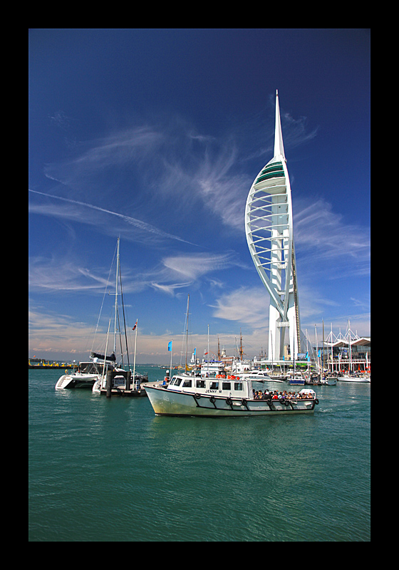 Hafenrundfahrt (Portsmouth, England - Canon EOS 7D) 