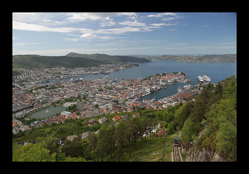 Selten und schön: Ein sonniger Tag in Bergen (Bergen, Norwegen - Canon EOS 7D)