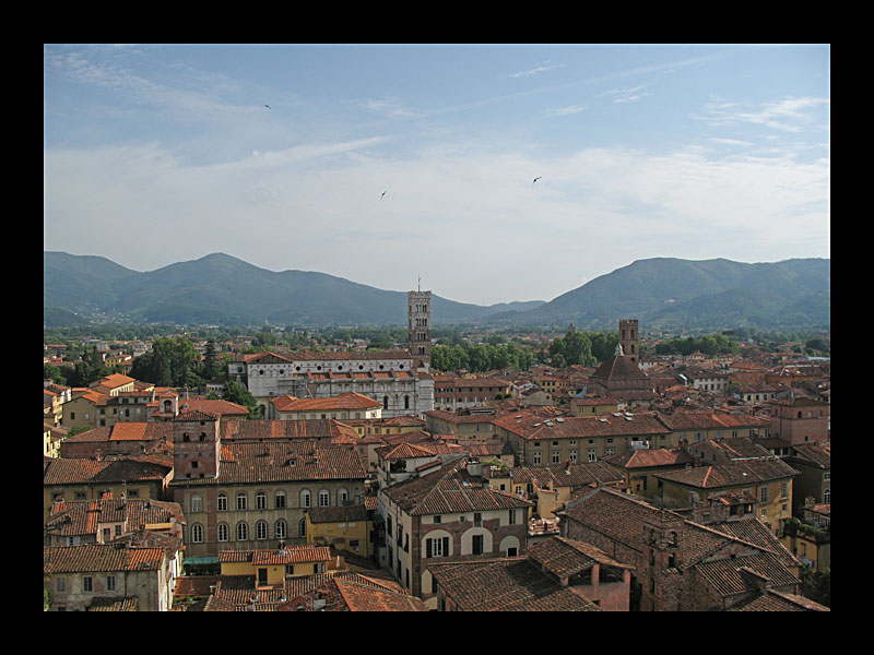 Stadtpanorama (Lucca - Canon PowerShot A 640)